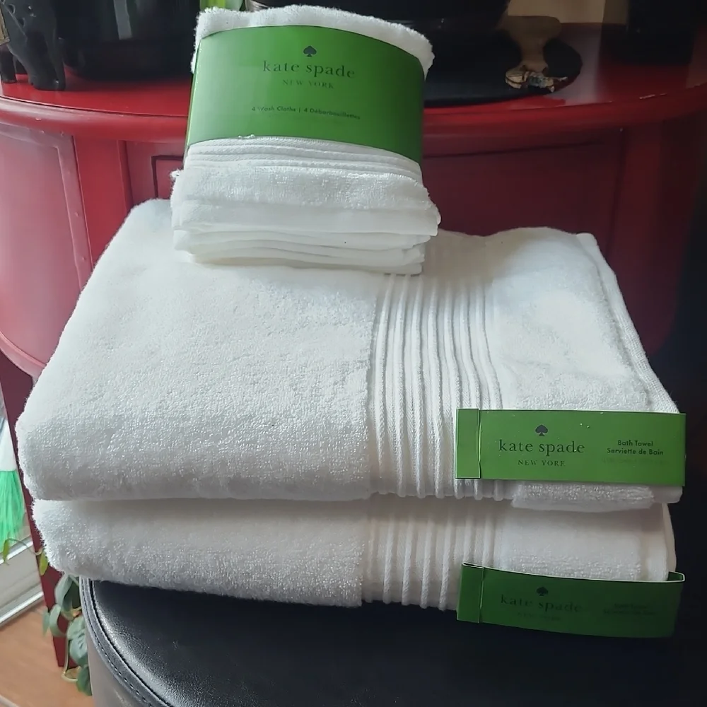 Kate Spade Bath Towel Set